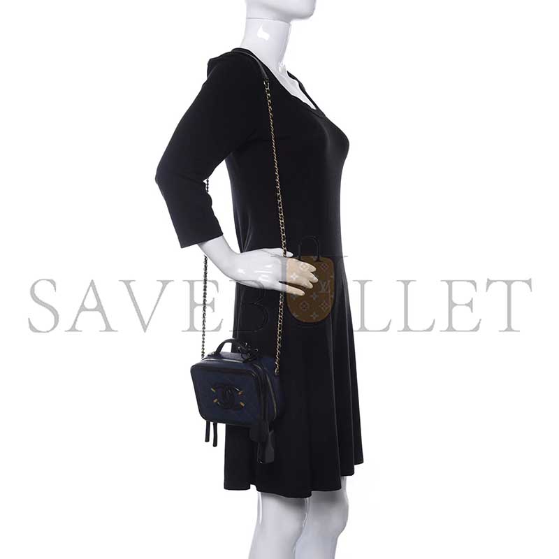 CHANEL CAVIAR QUILTED SMALL CC FILIGREE VANITY CASE NAVY BLACK (16*12*7cm) 